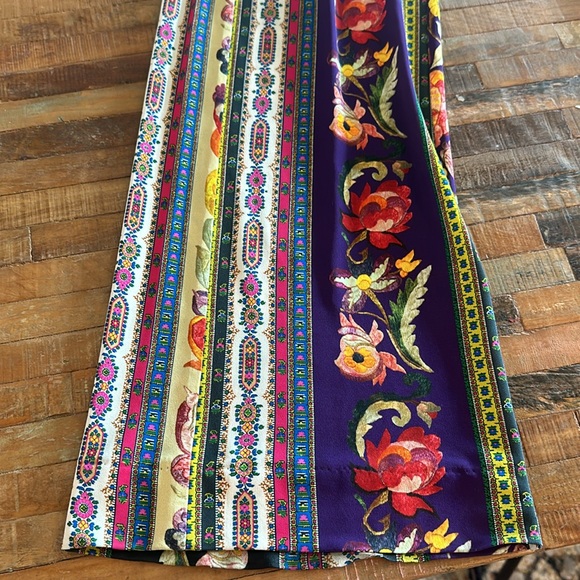Beautiful jersey Etro printed pant with elastic waist and drawstring,Gently used - Picture 4 of 4
